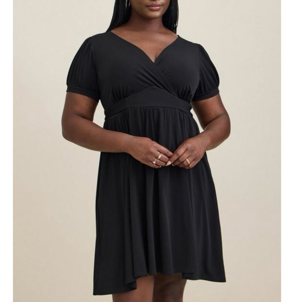 Torrid Black Studio Knit Surplice Tie Back Puff‎ Sleeve Pockets Dress 3X